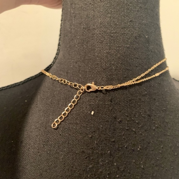 Layered Necklace with Star Pendant - Picture 3 of 4